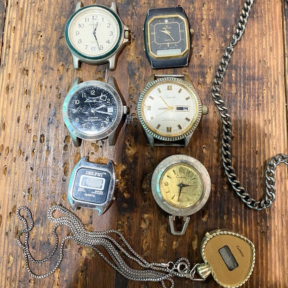 Vintage Watch Lot - Picture 2 of 8